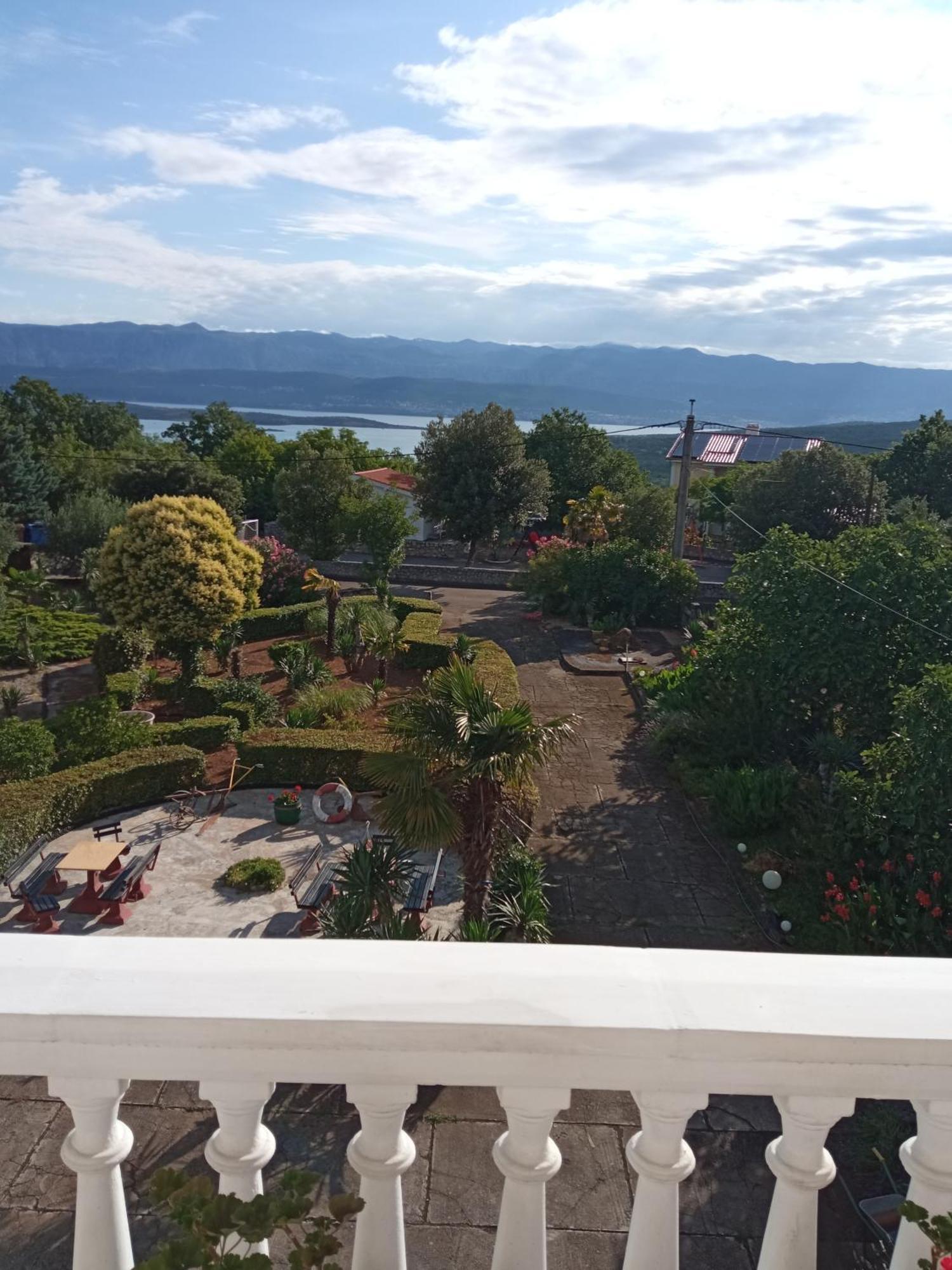 Apartman Kacic Sveti Ivan Dobrinjski Exterior foto